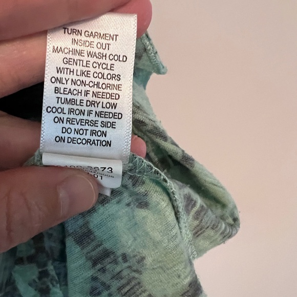 Two Tops - Large - Picture 7 of 11